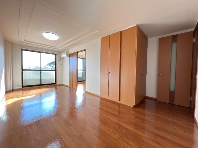 居室・リビング　リビング