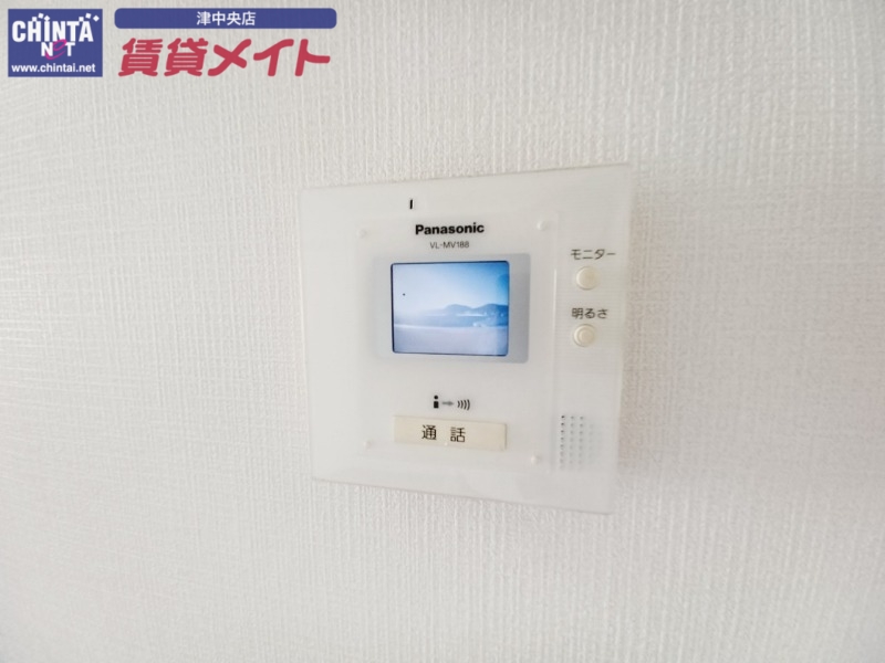 セキュリティ　同型参考写真