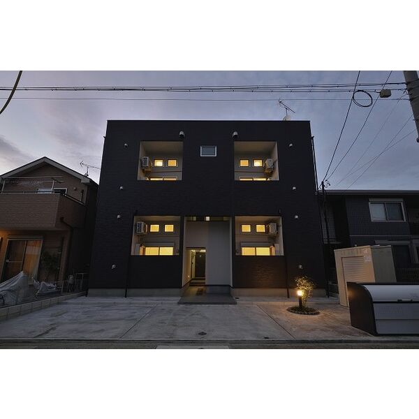 その他　（　夜間に撮影　）