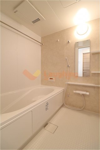 バス・シャワールーム　類似物件の参考写真です。