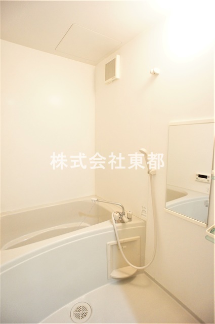 バス・シャワールーム　※別部屋　３１０４号室のお写真です。