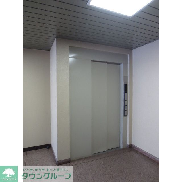 その他　エレベーター