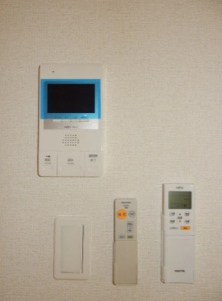 セキュリティ　☆モニター付きインターホン☆