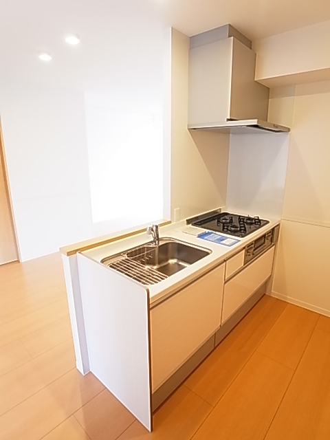 キッチン　３口ガスカウンターキッチン