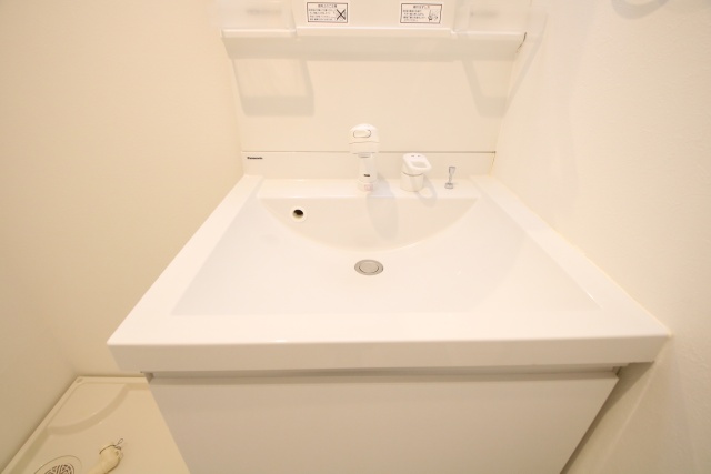 洗面設備　※別室の参考写真の為、現況優先です。