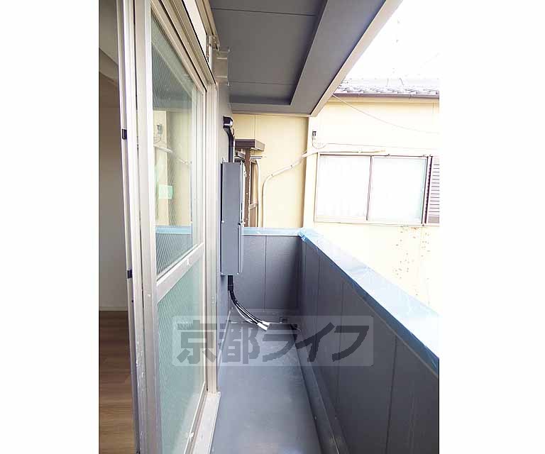 バルコニー　広さ十分のバルコニーです。