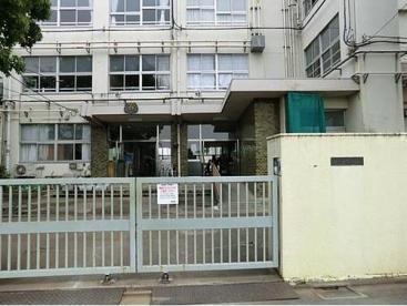 小学校　足立区立平野小学校（小学校）まで908m