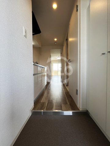 玄関　メイゾン城北公園　玄関