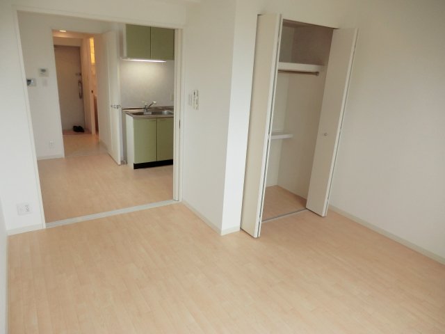 居室・リビング　南向きで日当たり良好なお部屋です！