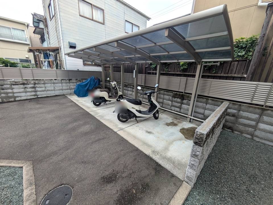 駐車場　駐輪場