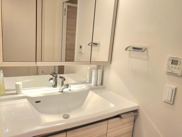 洗面設備　グランドメゾン新梅田タワー THE CLUB RESIDEN