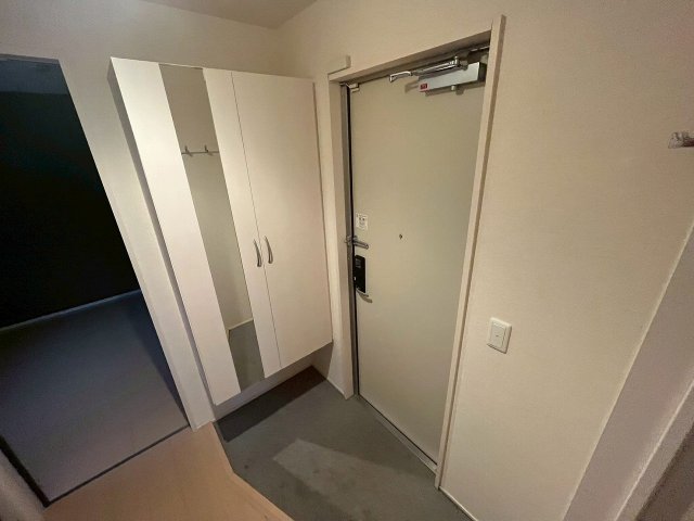 玄関　収納もある玄関です