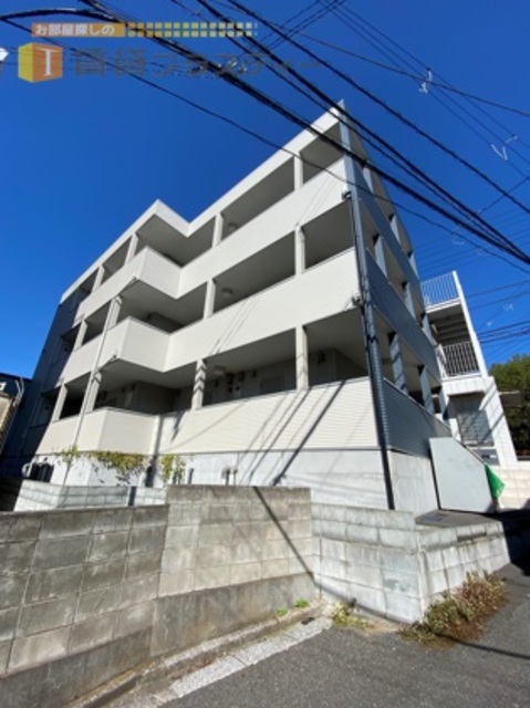 建物外観　嬉しいオートロック付き！