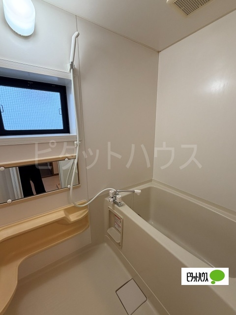 バス・シャワールーム　バスルーム