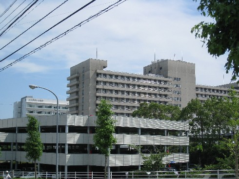 病院　浜松医科大学医学部附属病院（病院）まで929m