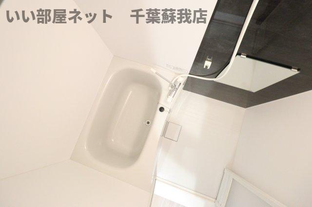 バス・シャワールーム　落ち着いた空間のお風呂です
