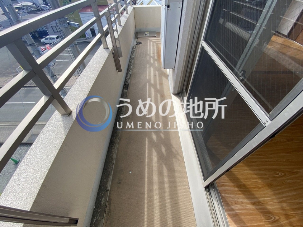 バルコニー　バルコニー