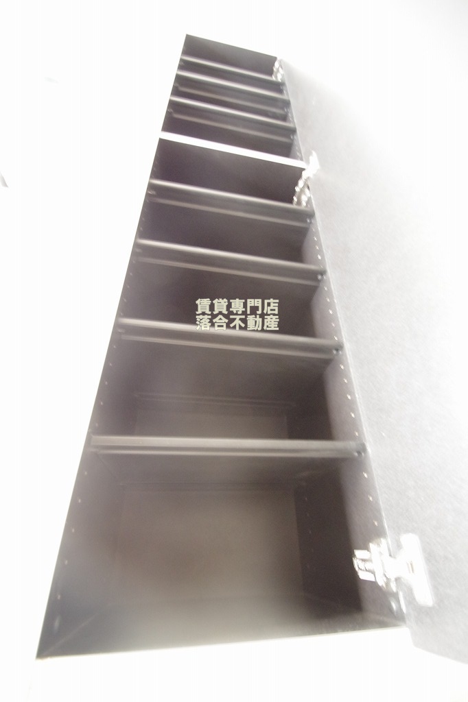 収納　シューズ収納