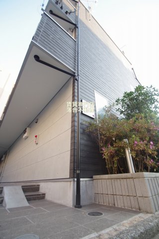 建物外観　2021年築。築浅♪