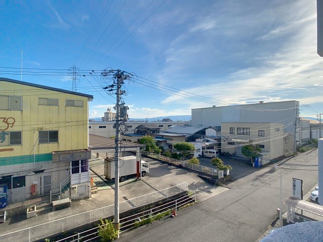 眺望　掲載写真は空室の別部屋を掲載しております。実際のお部屋と仕様