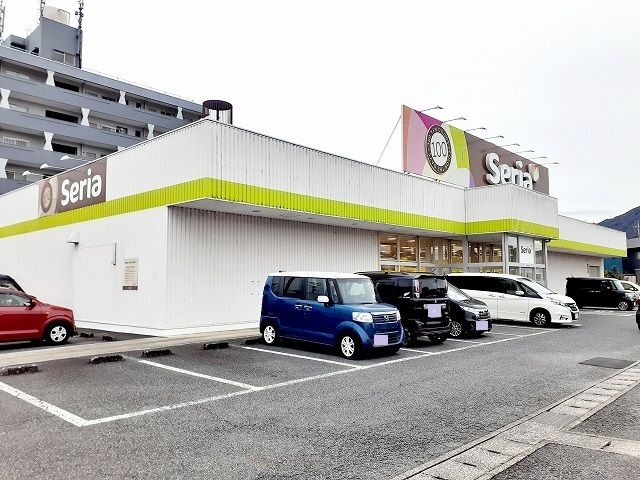 その他　セリア富士松岡店（その他）まで600m
