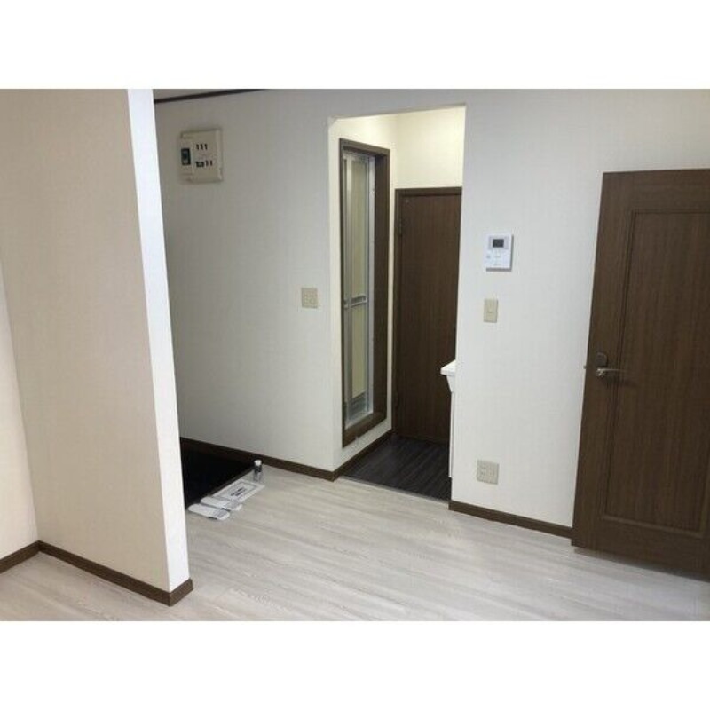 玄関　図面と現状に相違がある場合には現状を優先