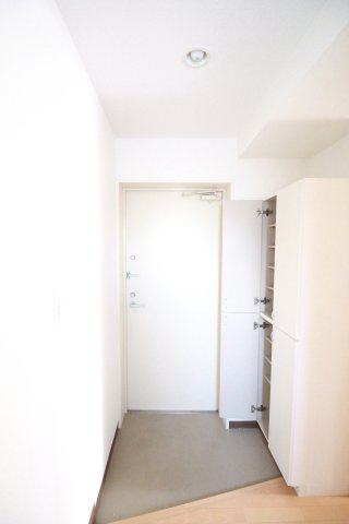 玄関　（別タイプ参考写真）バージュアル西日暮里　　荒川区西日暮里6