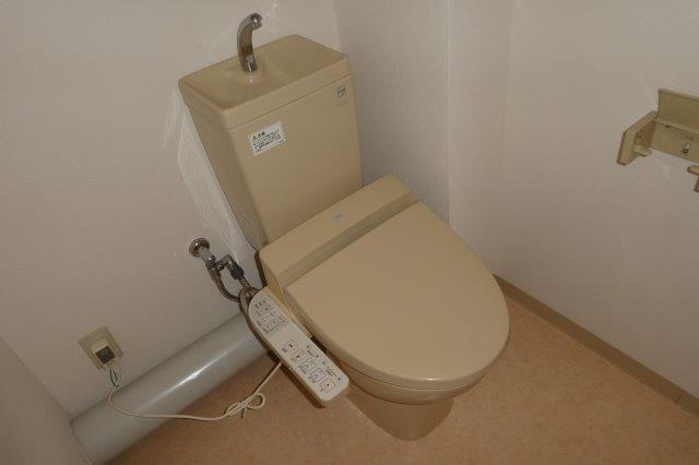 トイレ　ウォシュレット