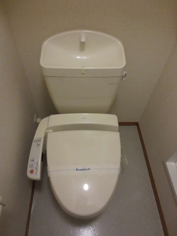 その他　温水洗浄便座付き
