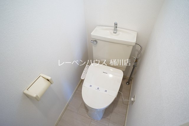 トイレ　レーベンハウス桶川店へ　048-787-5511