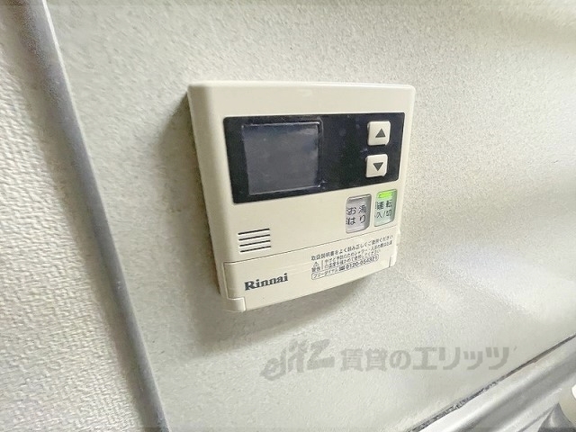 その他設備　給湯器リモコン