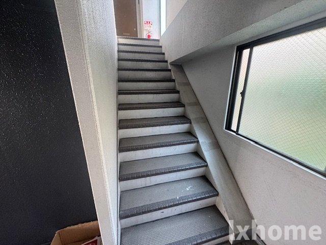 ロビー　建物の内部です