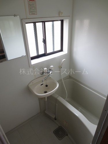 バス・シャワールーム　※別号室参考写真