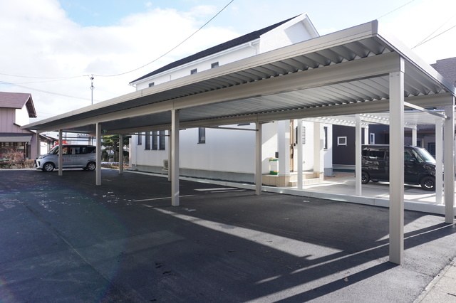 駐車場　２０２４年１２月撮影