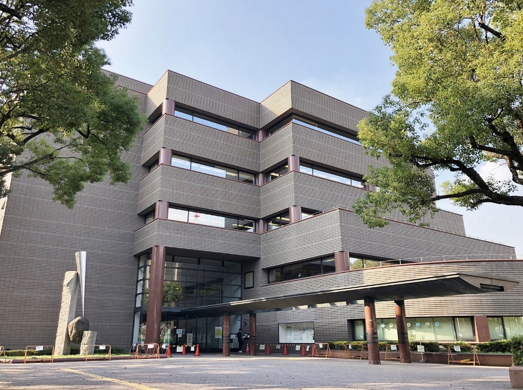 図書館　芸術文化センター愛知県図書館（図書館）まで695m