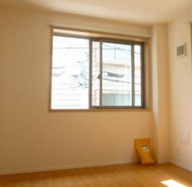 その他部屋・スペース　落ち着いて過ごせるお部屋なので、寝室にいかがでしょうか