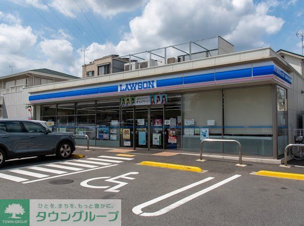 コンビニ　ローソン狛江岩戸北三丁目店（コンビニ）まで130m