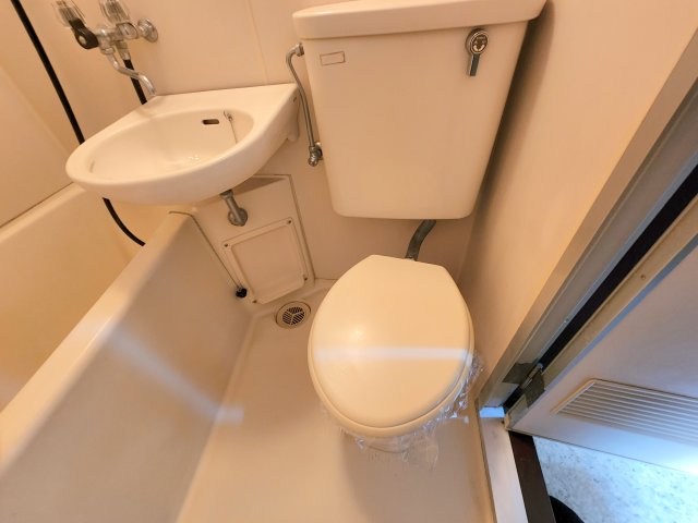 生駒ビルのトイレ写真