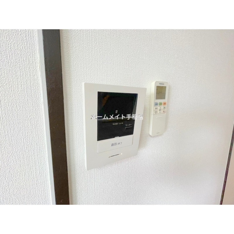 セキュリティ　モニター付きインターホン♪