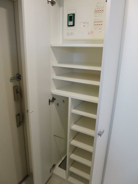 玄関　玄関