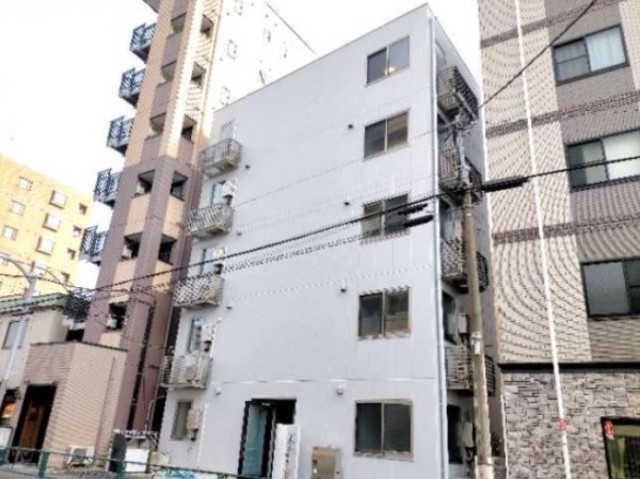 建物外観　５階建ての賃貸マンション
