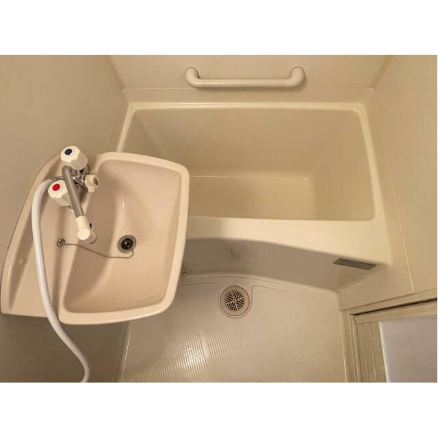 洗面設備　※同仕様写真含む
