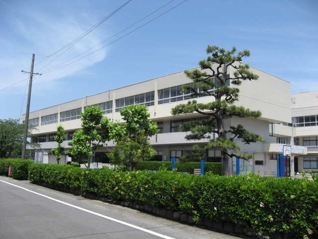 小学校　瑞穂市立穂積小学校（小学校）まで574m