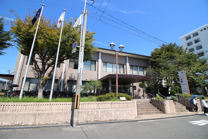 図書館　水尾図書館（図書館）まで800m