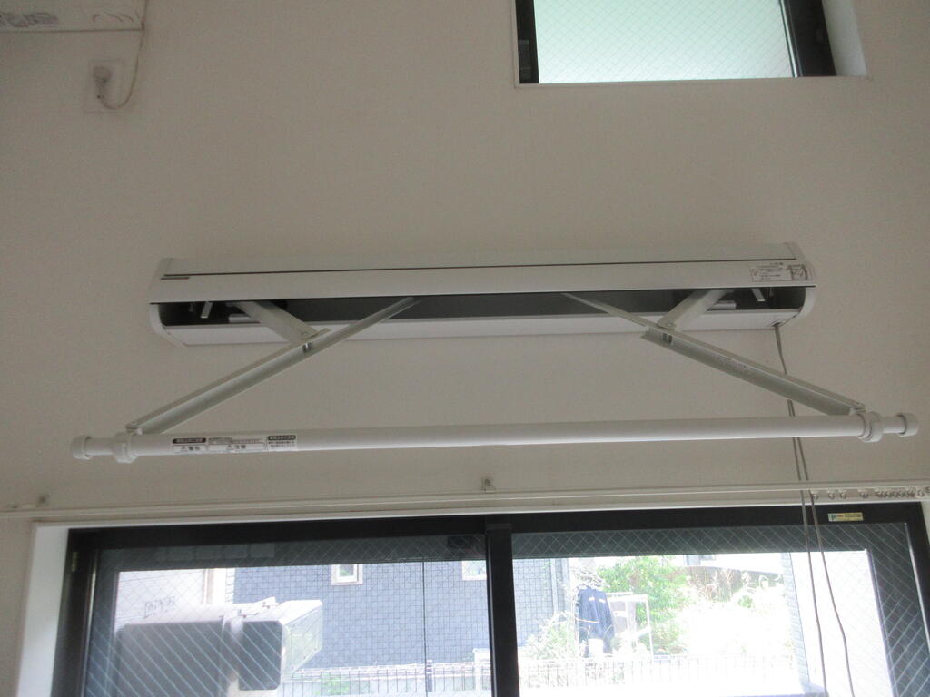 その他設備　室内物干し