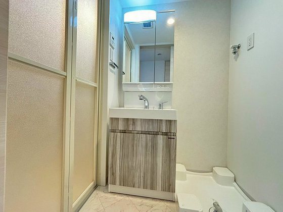 洗面設備　※別部屋の写真です