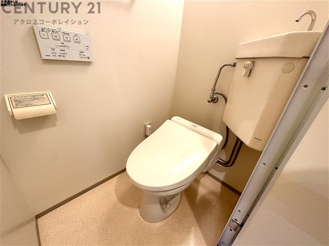 トイレ　コンパクトで使いやすいトイレです♪