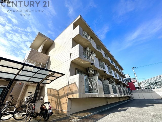 建物外観　安心のオートロック付きです♪