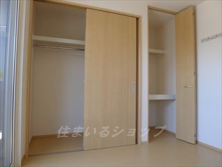 収納　クローゼット