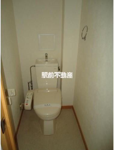 トイレ　写真は別部屋